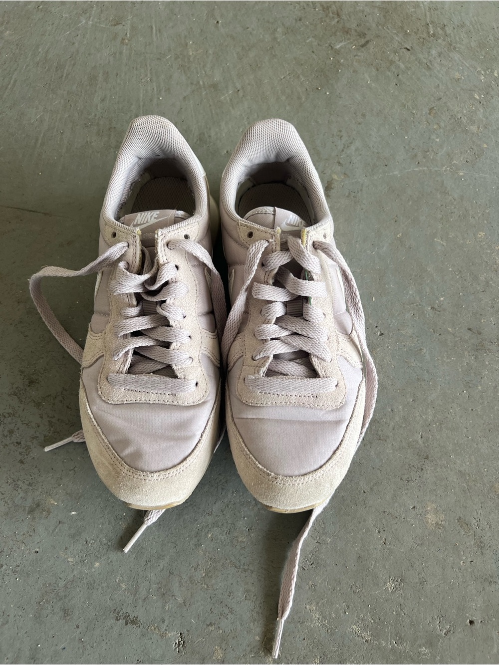 Nike Women’s Low-Top Sneakers